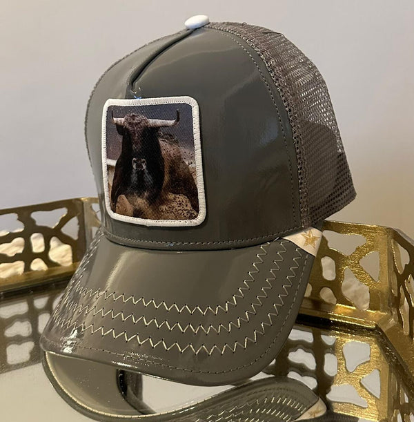 GOLD STAR BULL LEATHER TRUCKER HAT