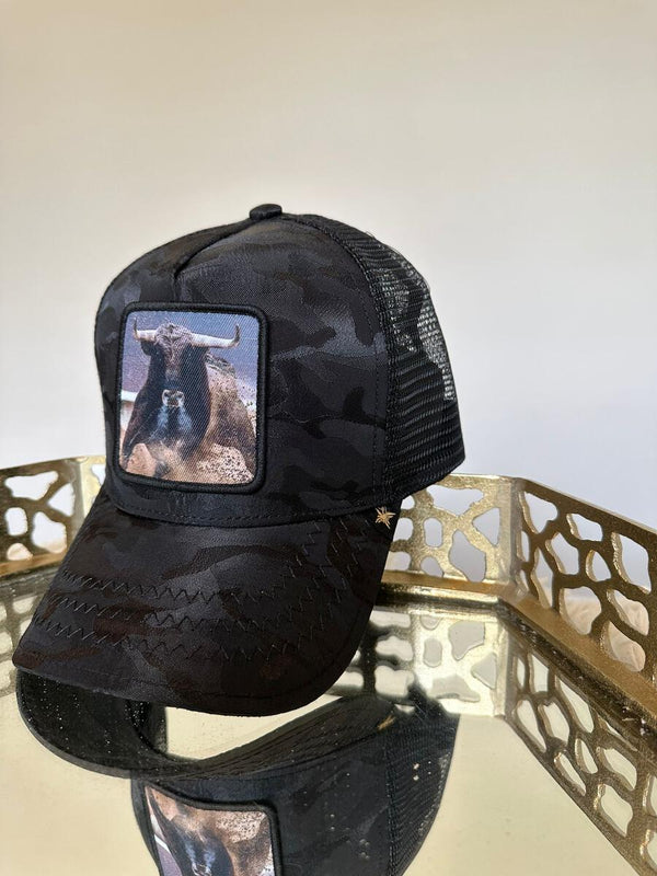 GOLD STAR BLACK CAMO BULL TRUCKER HAT