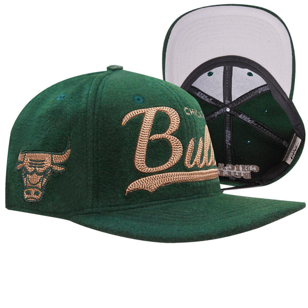 PRO STANDARD CHICAGO BULLS TAIL SWEEP STRAPBACK