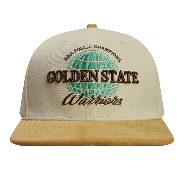 PRO STANDARD GOLDEN STATE WARRIORS BUTTER SUEDE SCRIPT STRAPBACK HAT