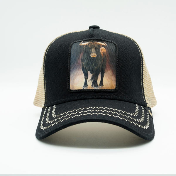 GOLD STAR Bull Black Beige trucker hat